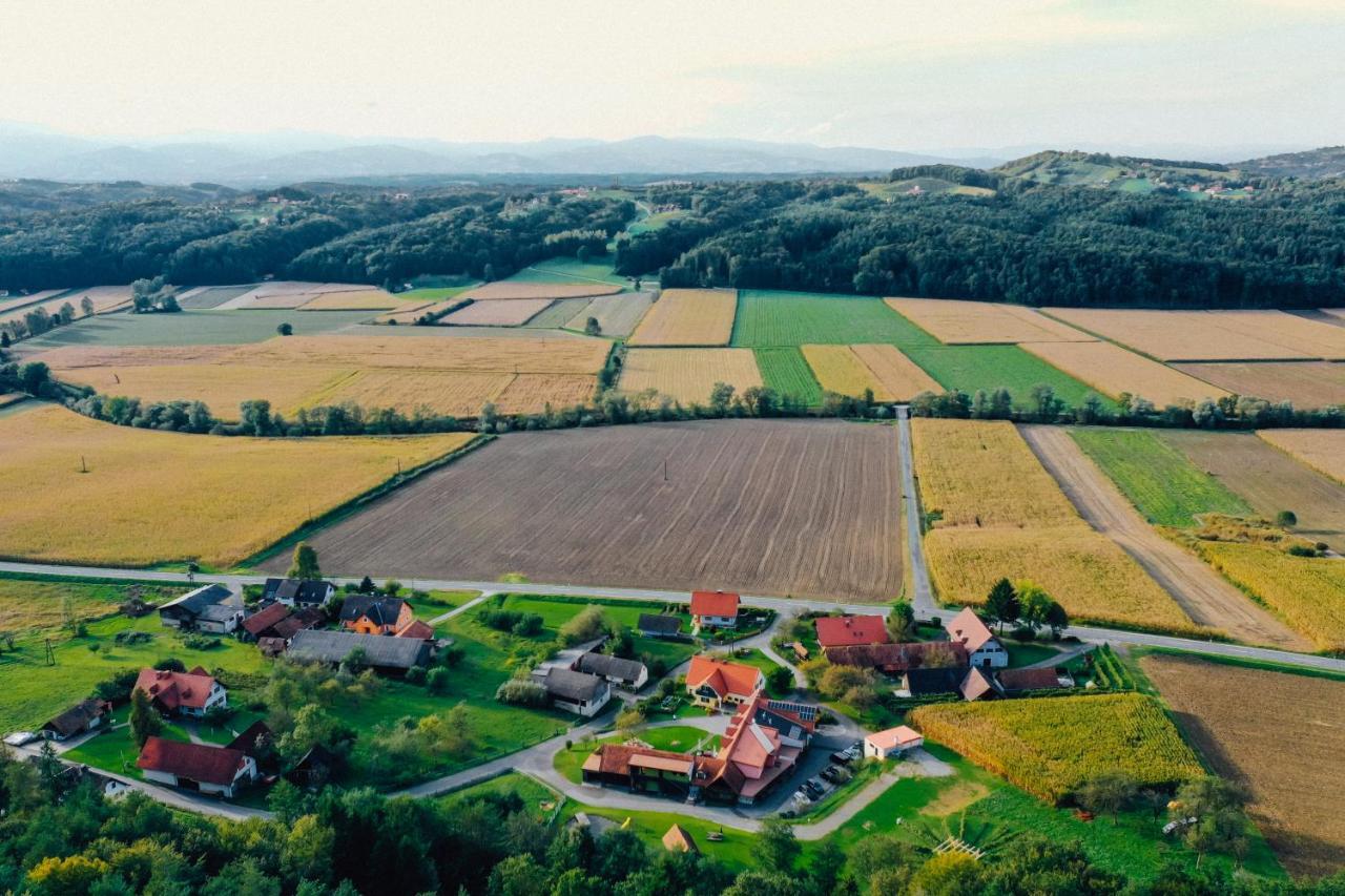 Winzerhof Strablegg Villa Großklein Exteriör bild
