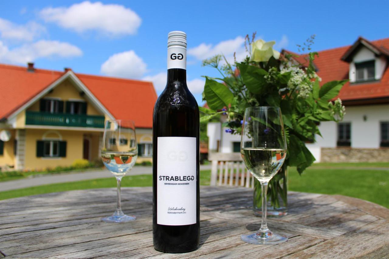 Winzerhof Strablegg Villa Großklein Exteriör bild